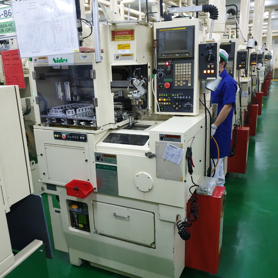 4인치 초정밀CNC선반