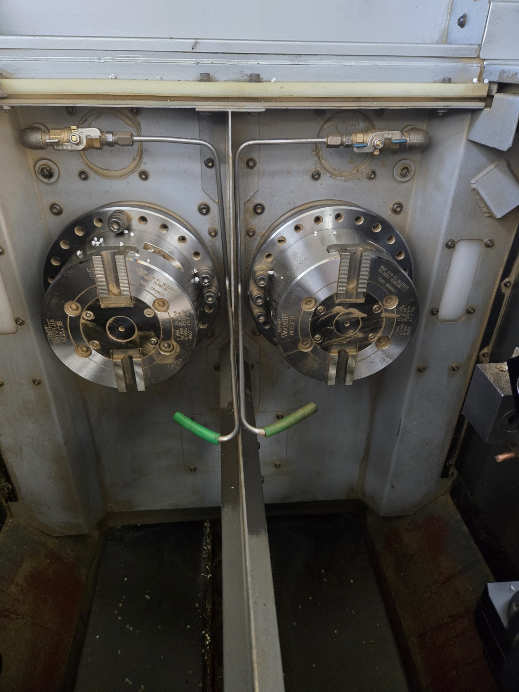 다카마스 2스핀들CNC선반 (2터렛,턴밀기능)