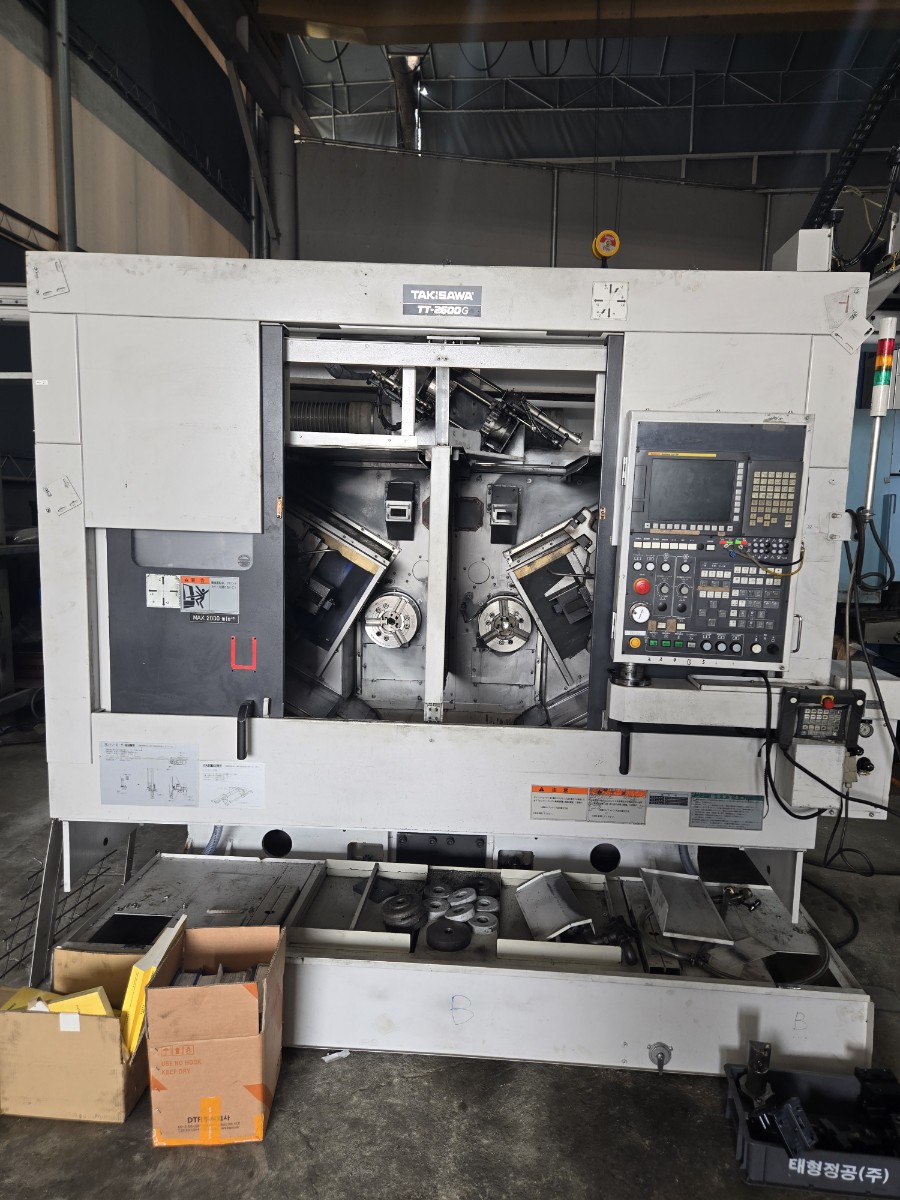 타키사와 2017년식 2스피들 CNC선반
